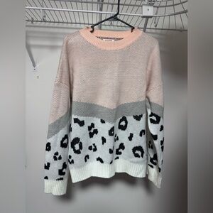 ANDREE BY UNIT Pink and Gray Leopard Print Sweater